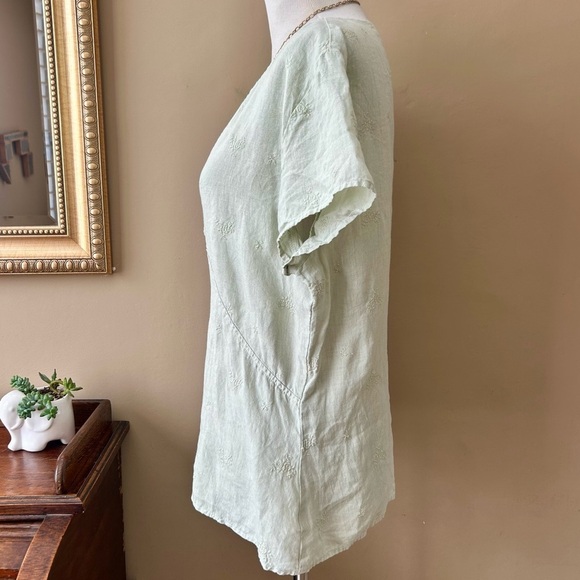 CP Shades Irish Linen Short Sleeve Top Blouse V-Neck Light Green Embroidered L - Picture 3 of 8